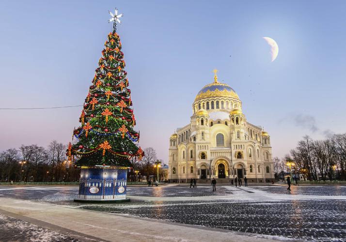 Петербург в парадном мундире