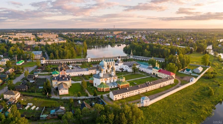 Сокровища Санкт‑Петербурга и его окрестностей 9 дней