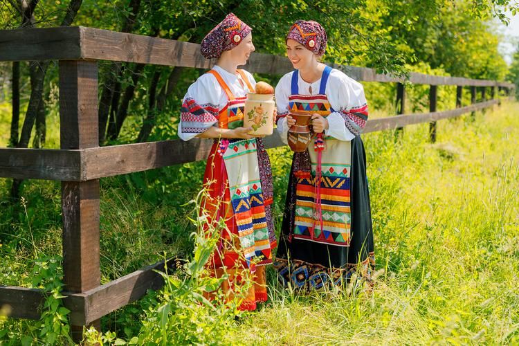 Автобус | Страна Солнечных Орлов: от Симбирска до Рачейских Альп из Твери (промо)