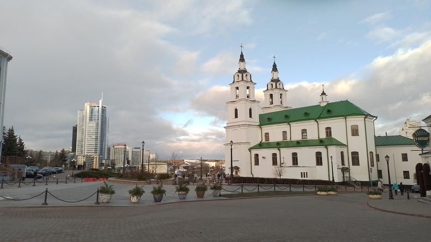 Минск в свете, Брест в памяти