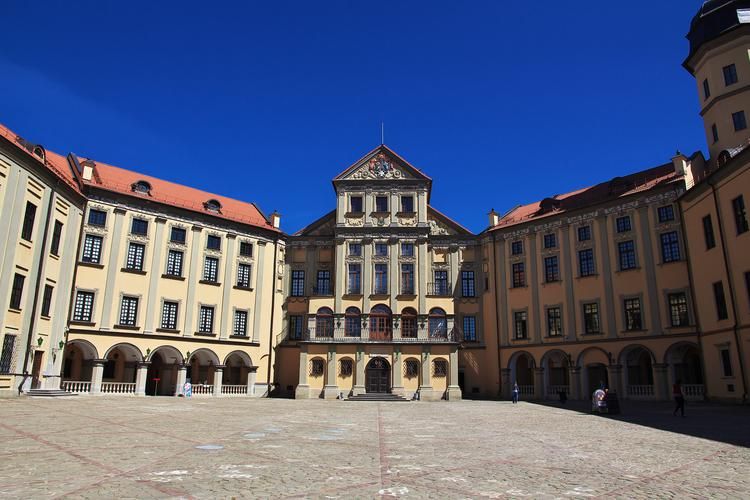 Автобус| Минск зимой: в гостях у Нового года и гостиного очага из Москвы