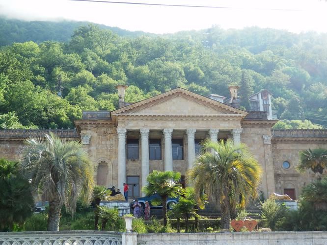 Абхазия: где горы поют, а море шепчет